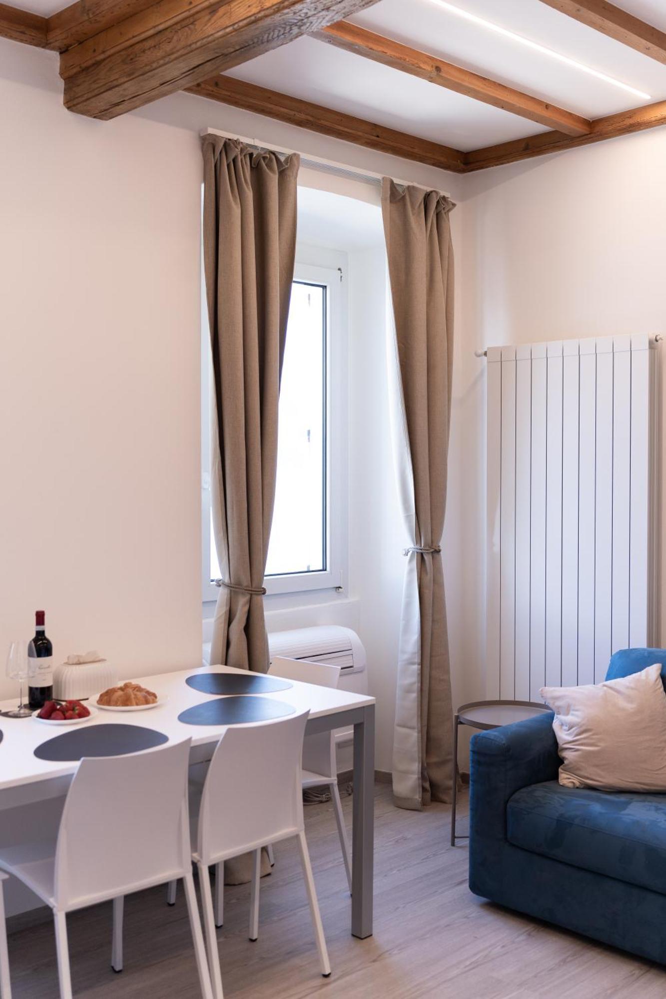 Belvedere 237B Lakeview Luxury Apartment Ghiffa Buitenkant foto