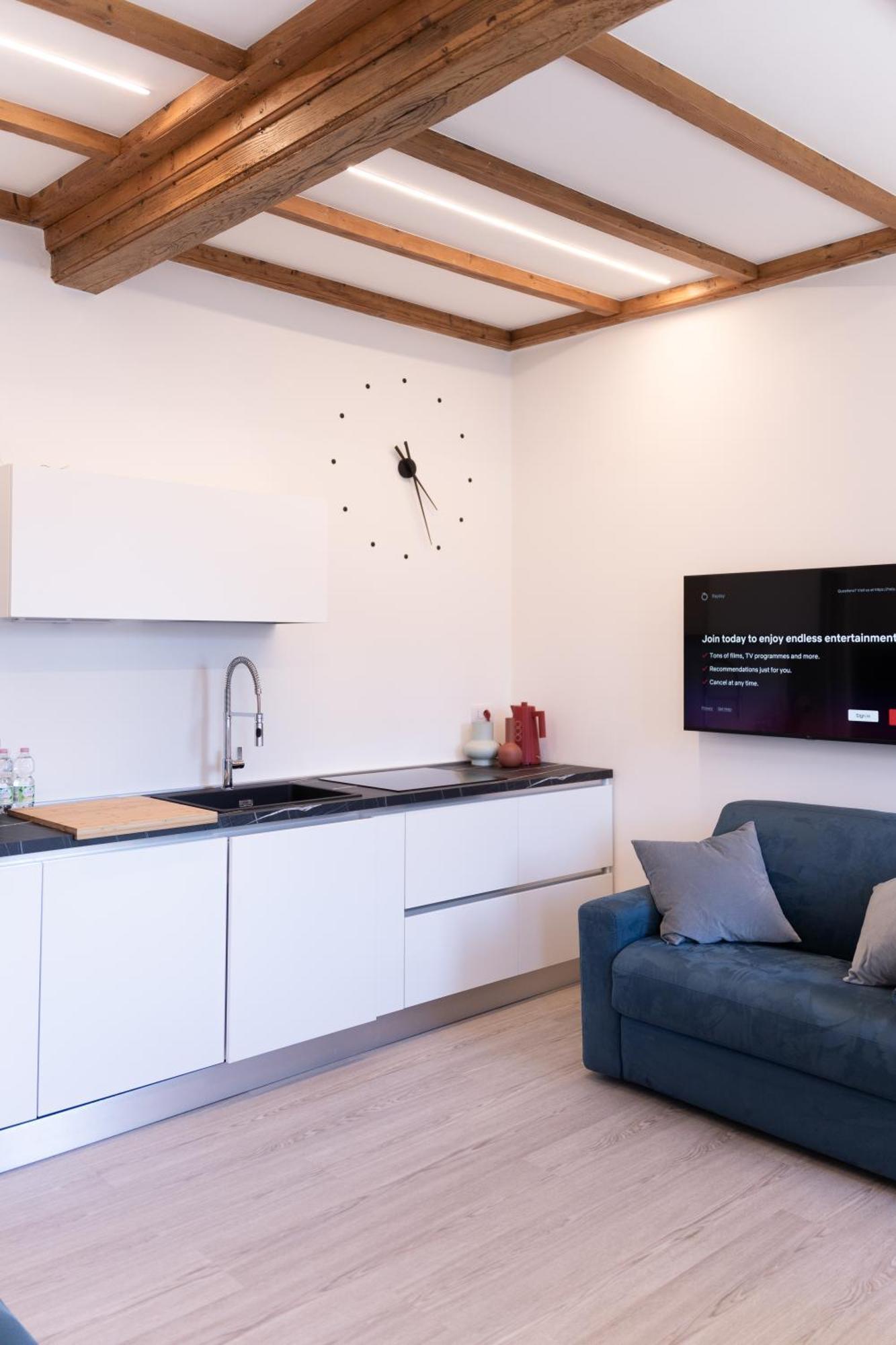 Belvedere 237B Lakeview Luxury Apartment Ghiffa Buitenkant foto