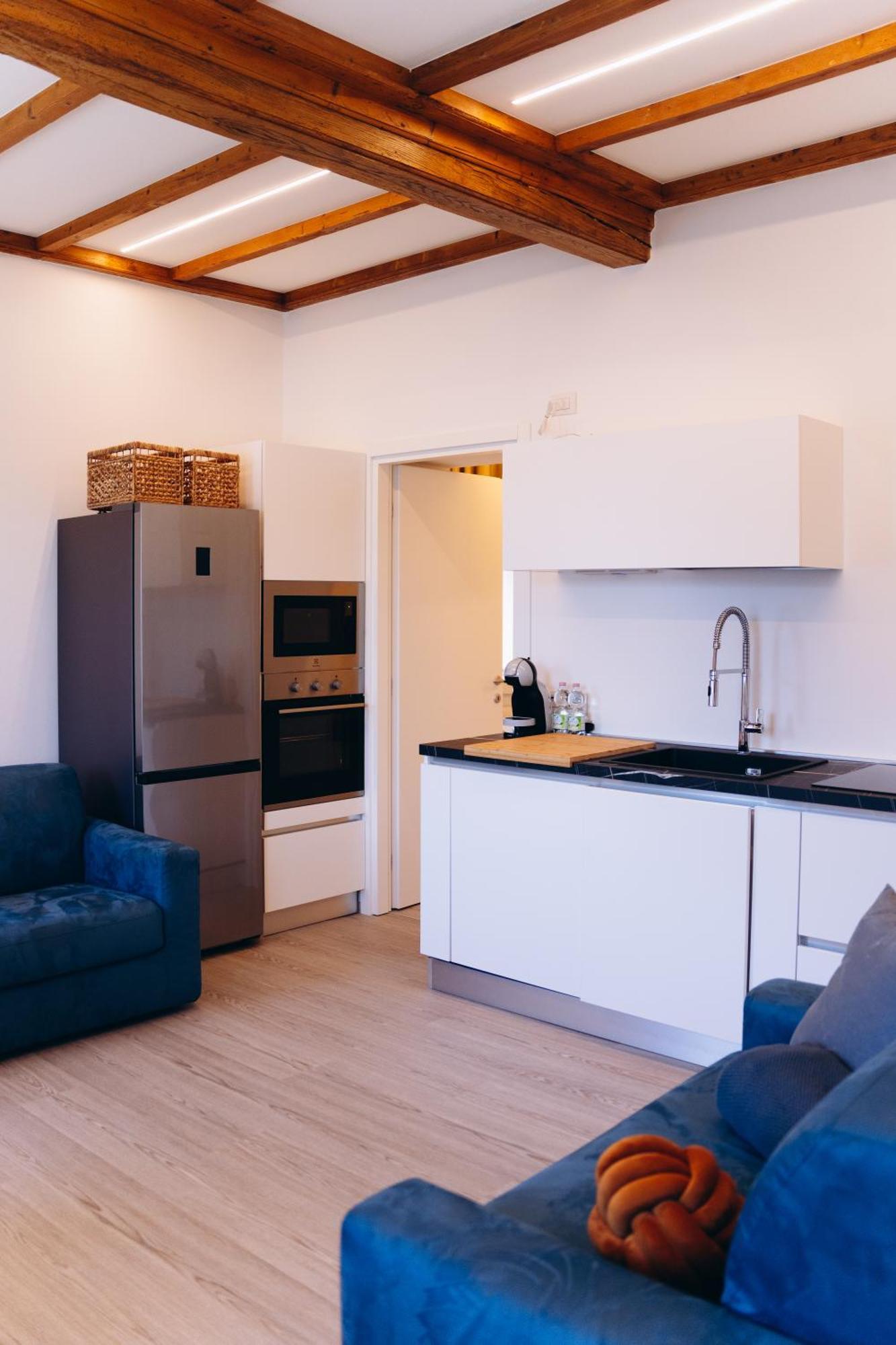 Belvedere 237B Lakeview Luxury Apartment Ghiffa Buitenkant foto