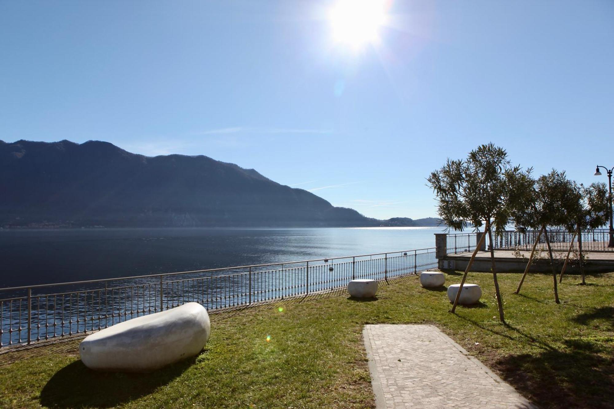 Belvedere 237B Lakeview Luxury Apartment Ghiffa Buitenkant foto